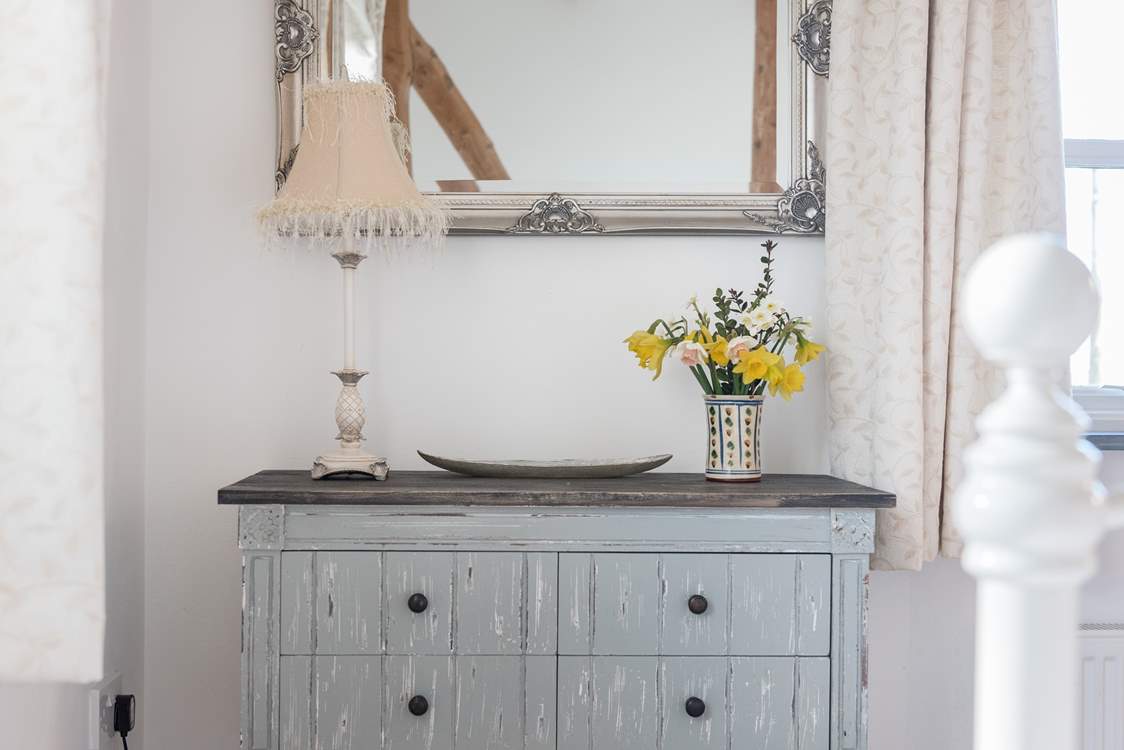 Calming colours throughout make this a very relaxing holiday cottage.