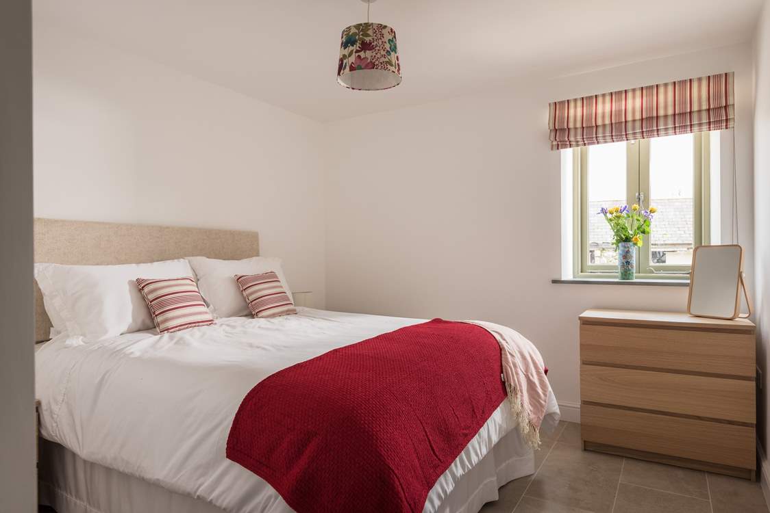 Lovely bedroom (1) with king-size bed.