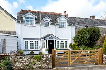 Welcome to the delightful White Cottage.