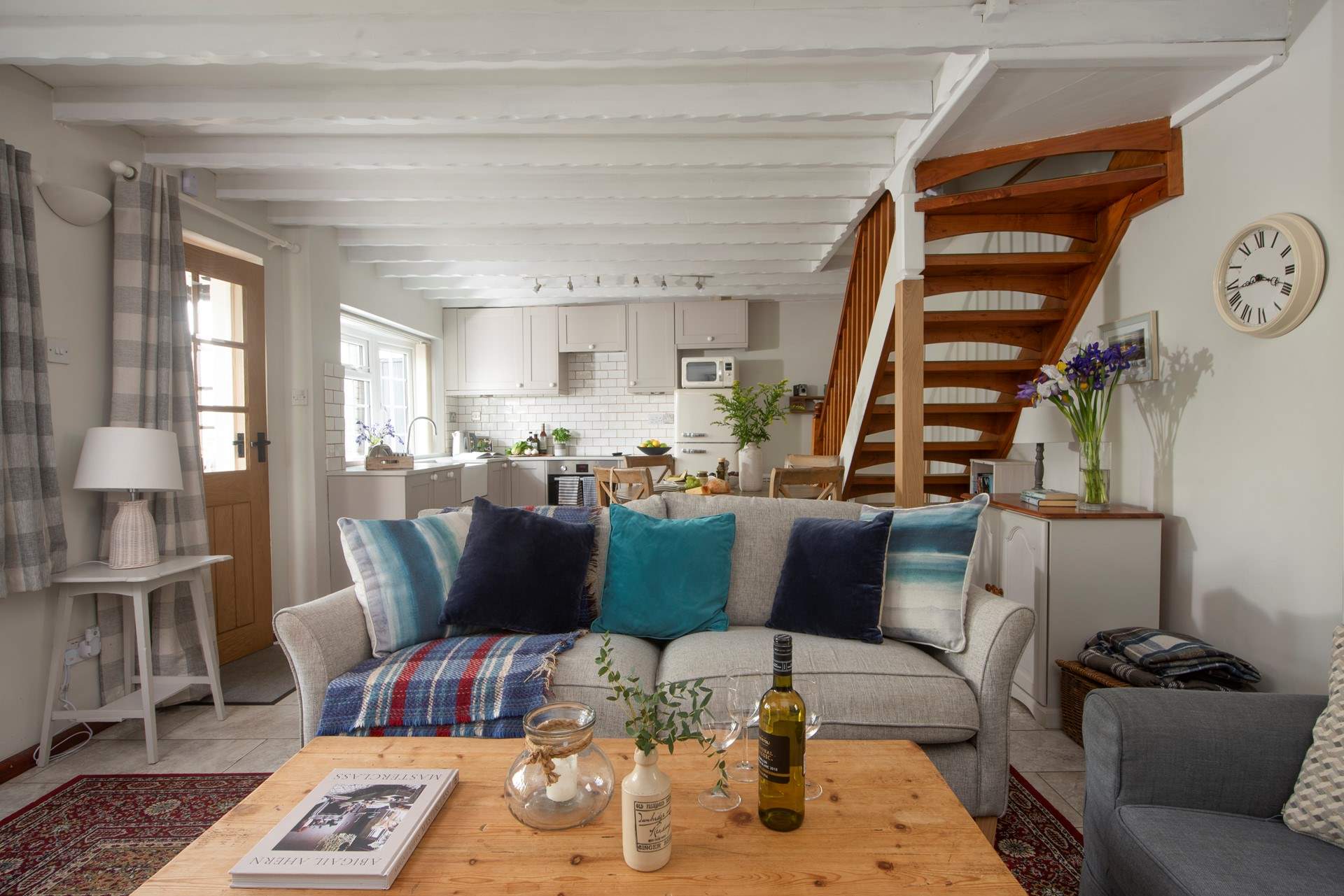 The open plan living-room will ensure you enjoy time together.