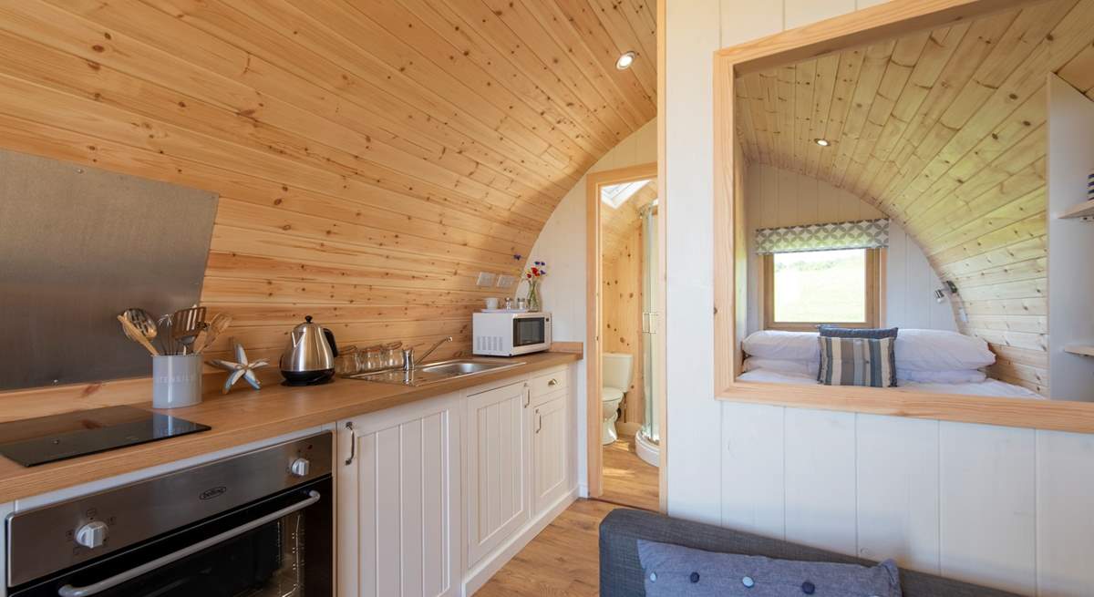 The kitchen has everything you need for your glamping getaway. 