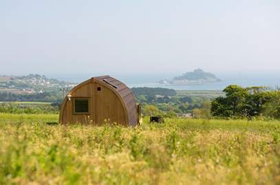 Coastal Gaze in 1.8 miles NW of Marazion