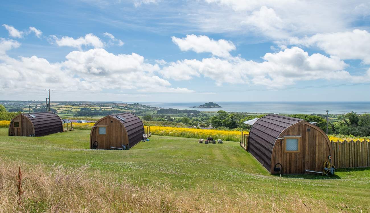 Scenic Bay is on the far left, Coastal Gaze is in the middle and Mount Lookout is on the far right all set in a pretty meadow with plenty of space all around.
