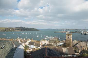 The view from 3 Thetis Place... watching the boats out on the water is absolutely mesmerising!