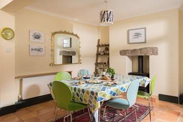 The kitchen/dining-room.