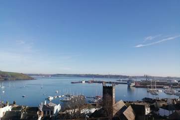The view from 3 Thetis Place... watching the boats out on the water is absolutely mesmerising!
