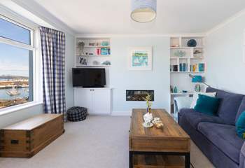 Turn on the electric fire and snuggle up watching the light changing on the water. 