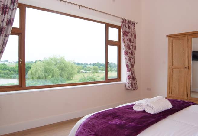 The fabulous super size window means that you can sit in bed with the most incredible unspoilt views in front of you.