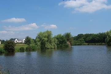 This photo shows you more of the wider setting. The lake in the foreground is one of the other fishing lakes at this beautiful location.