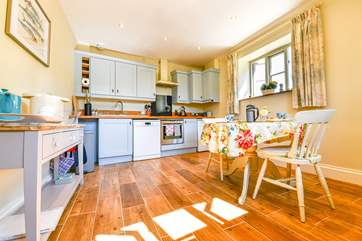 The fitted kitchen, complete with digital radio, has all you need to create a holiday masterpiece.