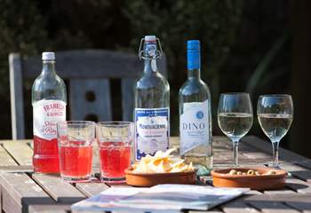 Finish the day with a glass of something nice in the garden, enjoying the long lasting Isle of Wight sunshine.