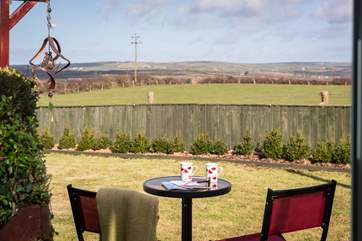 Welcome to Little Meadowside, which as the name suggests is right next to a pretty meadow.