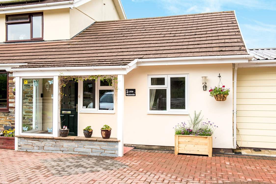 A very warm welcome to Little Meadowside, which is attached to the owner's home.