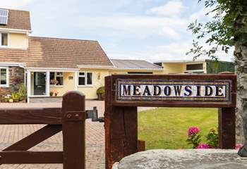 Welcome to Little Meadowside, which as the name suggests is right next to a pretty meadow.