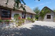 East Barn is a lovely detached barn, located near..... West Barn.