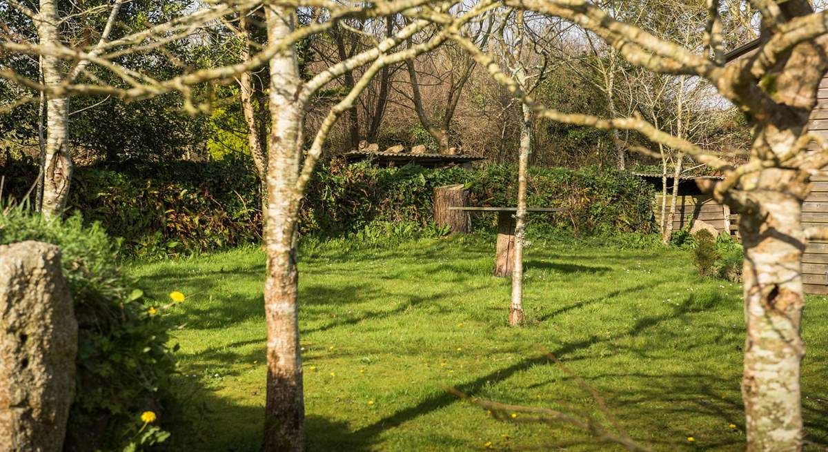 The communal garden space, where you might bump into the lovely owners.