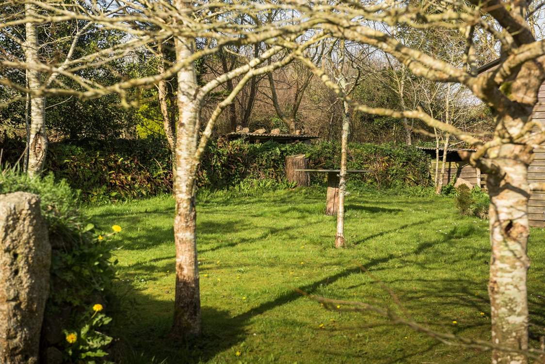 The communal garden space, where you might bump into the lovely owners.