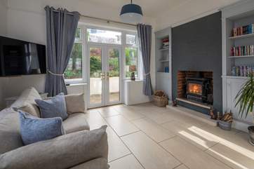 The snug is the perfect place to read a book or the daily paper in peace and quiet.
