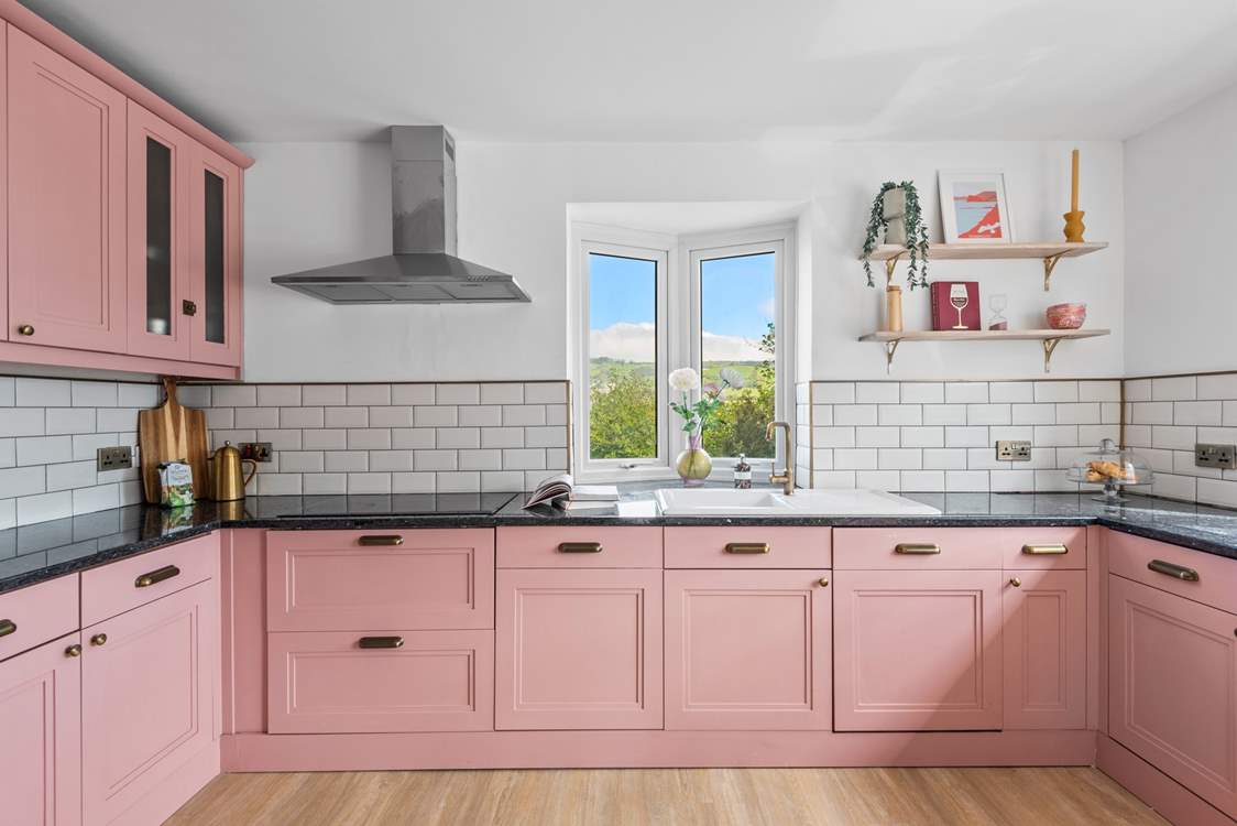 You will find all the equipment you need to cook a family feast.