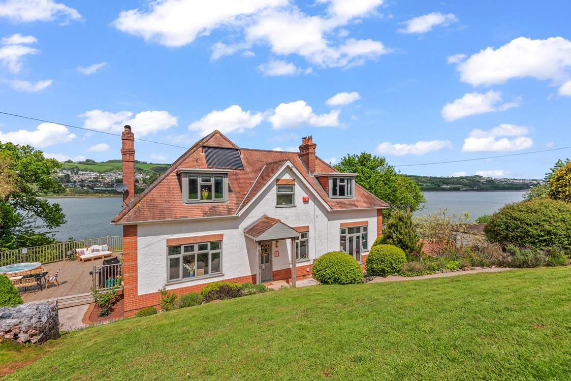 Your wonderful holiday home awaits.