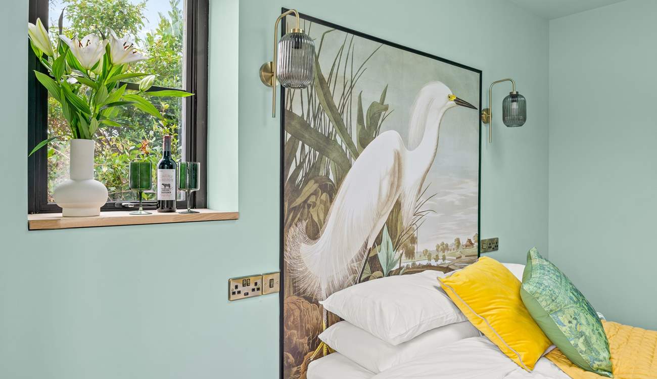 The stunning décor will not fail to impress.