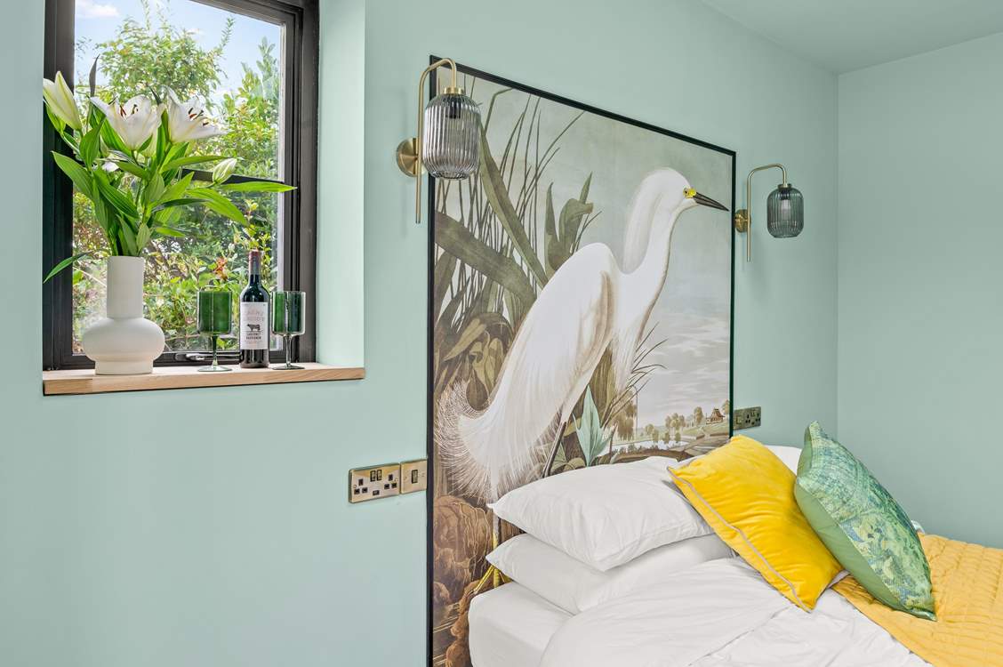 The stunning décor will not fail to impress.