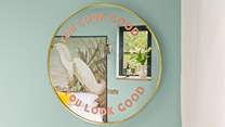 Even the mirror has a inspirational touch.