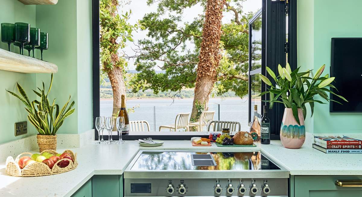 Cooking will never be a chore with that view!