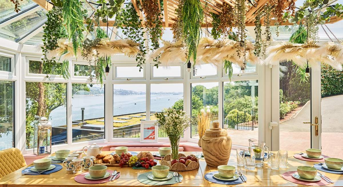 Enjoy sociable dining with a stunning waterside view.