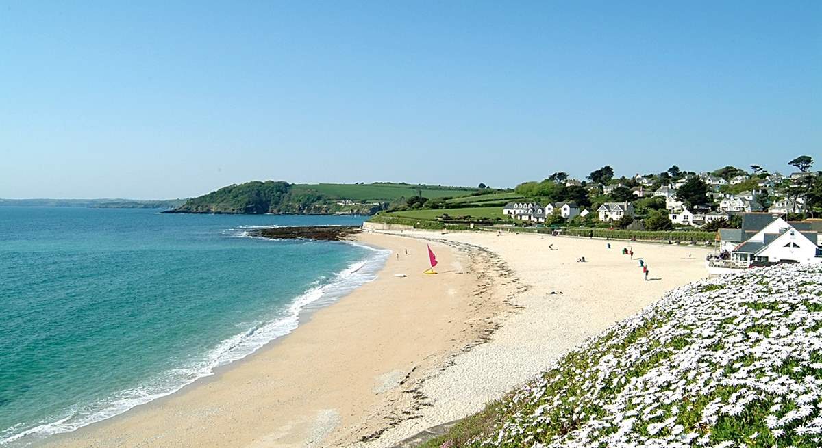 Gyllyngvase beach is only a short drive away.