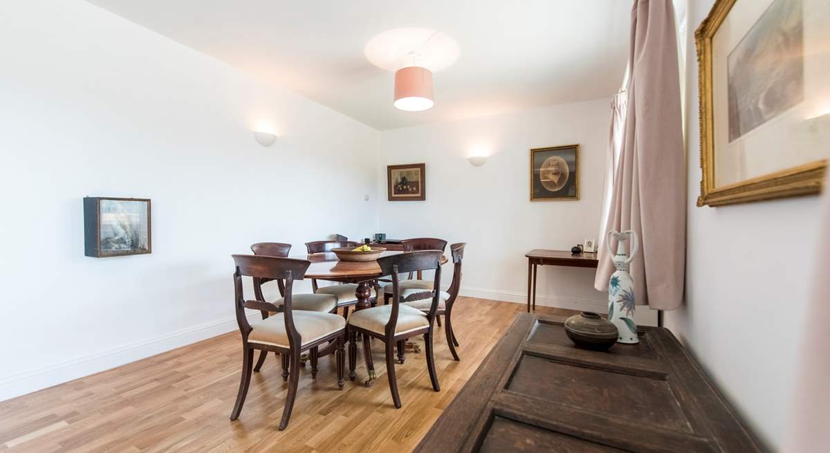The dining-area in the sitting-room.