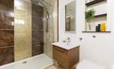 The stylish en suite shower room. - Thumbnail Image