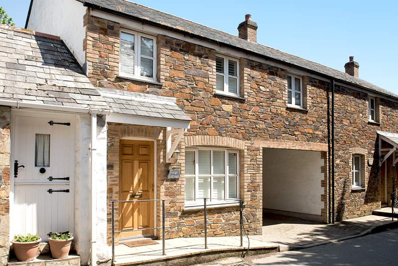 Welcome to Forge Cottage in the pretty village of St Mawgan.