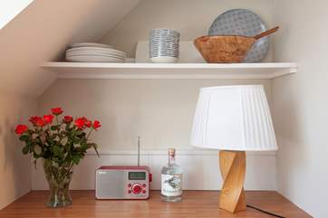 You will no doubt enjoy the stylish and modern feel of this top floor apartment.