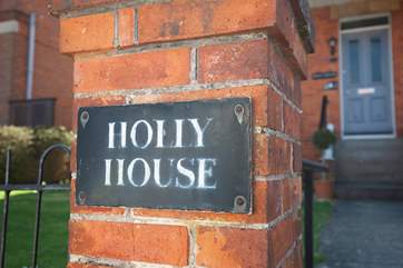 Welcome to The Sail Loft, second floor apartment of Holly House.