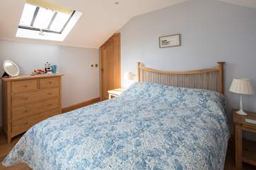 Looking back at the bed. Doesn't that look inviting!