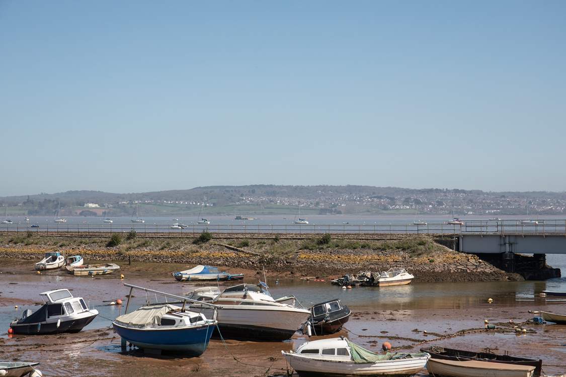 With views over the harbour and out to sea, you will never get bored of gazing out of the window or enjoying a spot of tea on the patio. Now imagine the scene when the tide is in!