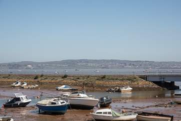 With views over the harbour and out to sea, you will never get bored of gazing out of the window or enjoying a spot of tea on the patio. Now imagine the scene when the tide is in!