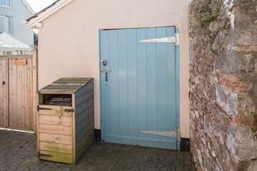 The owner has kindly made a fully lockable space for you to store your bikes or any other equipment if you wish.