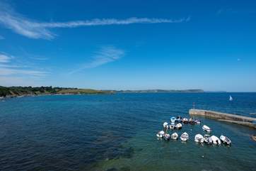 Looking from the harbour in Portscatho over to Porthcurnick Beach and Pednvadan Point.