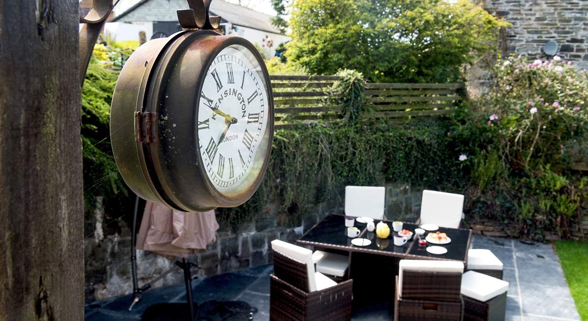 Whatever the time of day, make the most of the Cornish sunshine and have your meals outside.