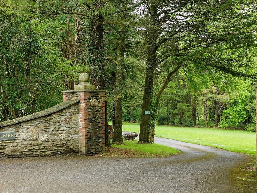 The entrance to the Colmer Estate is very inviting, giving you a great taste for what lies within the grounds.