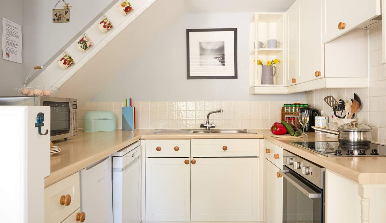 The fully equipped kitchen is perfect for whipping up a family feast. 