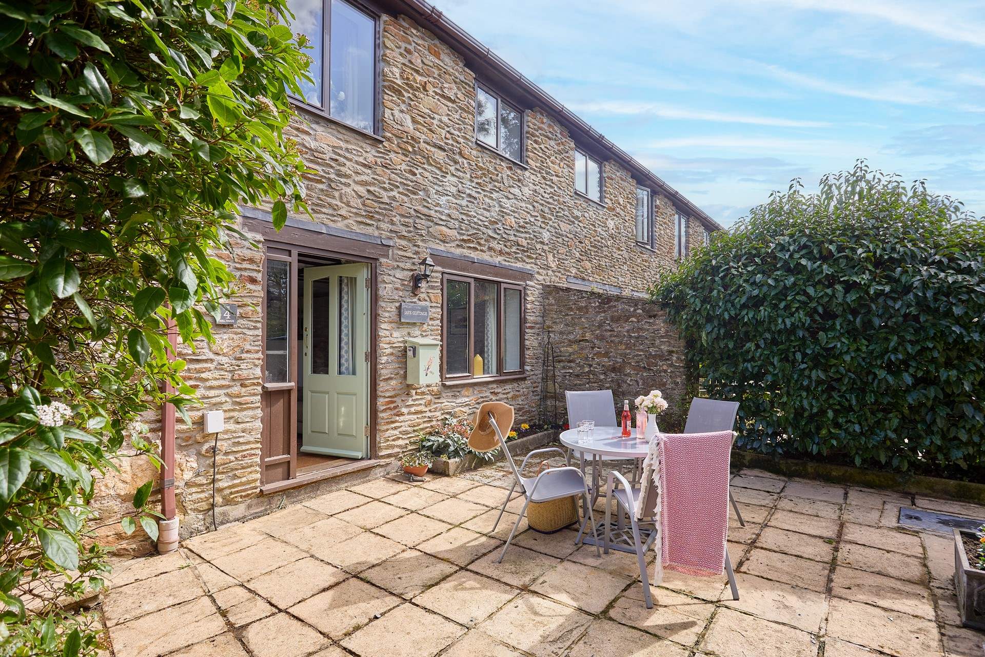 Welcome to Jays Cottage.