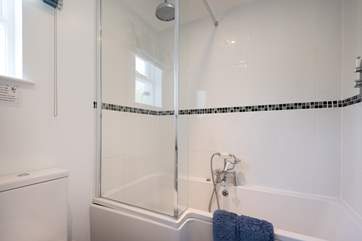 The family bathroom on the first floor, time for a bubble bath.