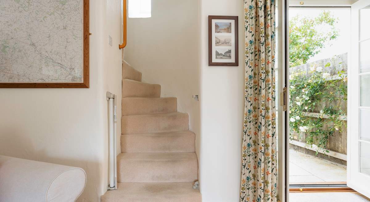Do note the turning feature of the stairs and wall handle for assistance