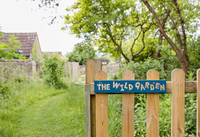 Through to the nature-friendly wild garden.