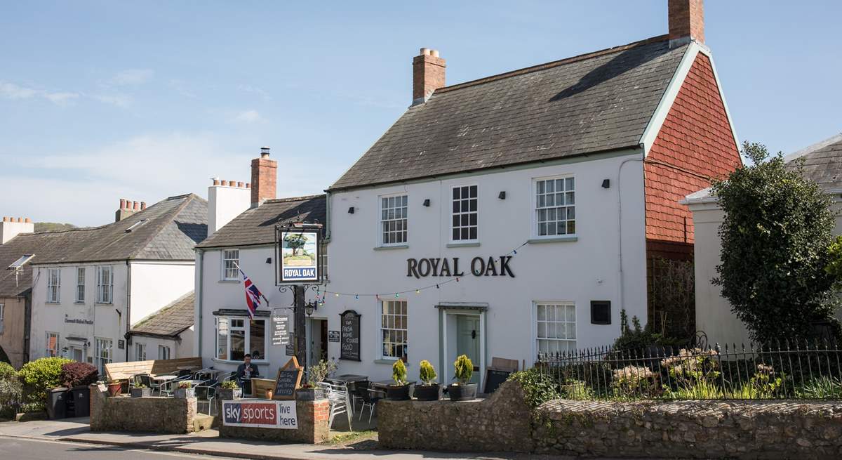 A five minute stroll takes you to The Royal Oak in the village, a good traditional pub.