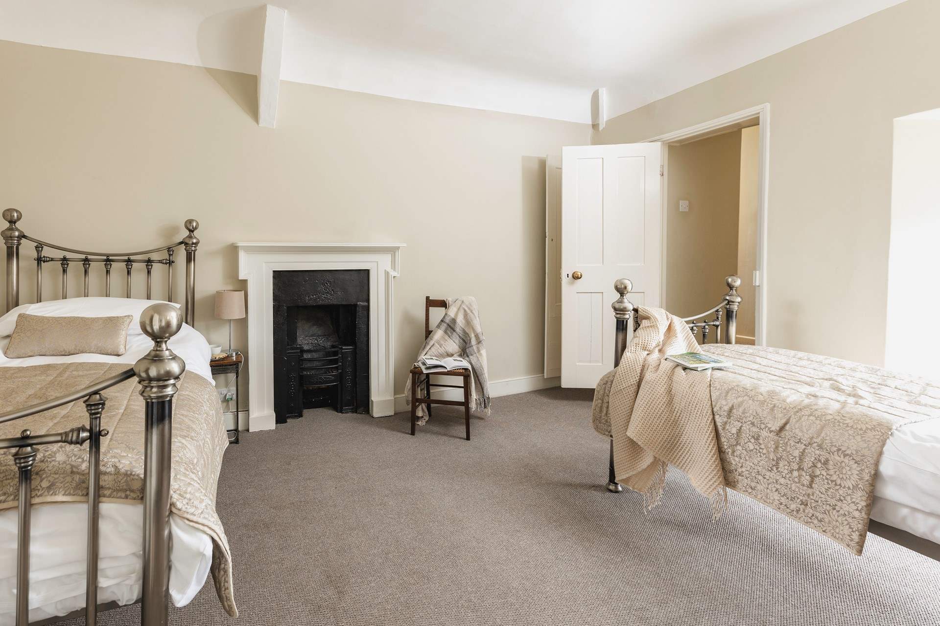 Bedroom 4 has twin beds and can form a family suite along with bedroom 2.