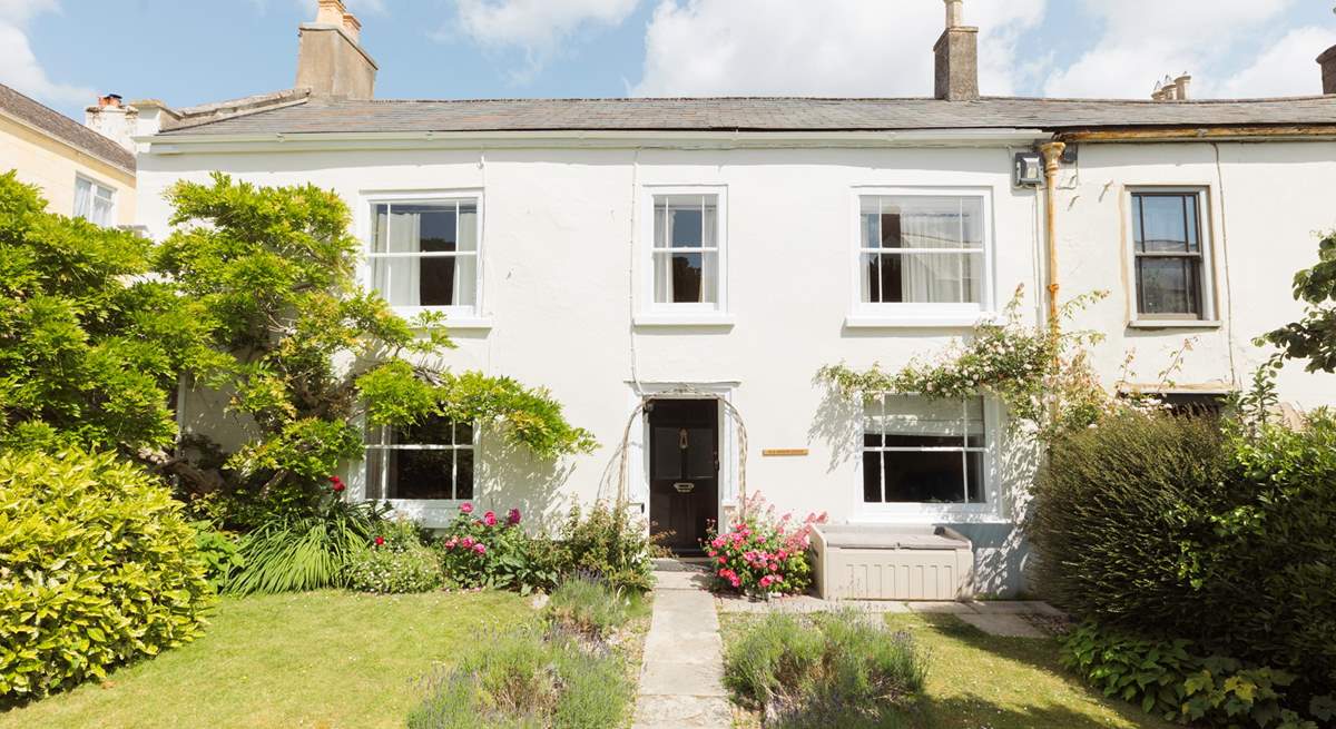 The Old Manor House is a 16th Century Grade II Listed family house set back from the road, with a fabulous garden behind the house.